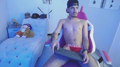Alejo_Big1 Live Image