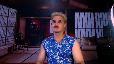 AlexPierss Live Image