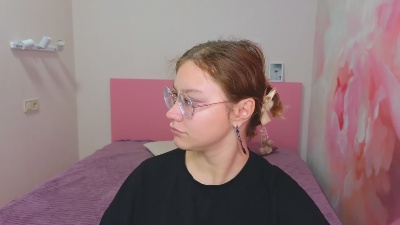 AngelinaLow Live Image