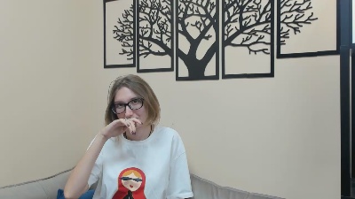 AnnettaGrotz Live Image