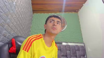 NathanMaxime Live Image