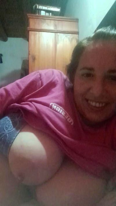 mariela50 Live Image