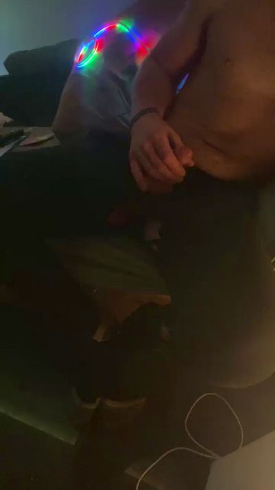 tobi332 Live Image