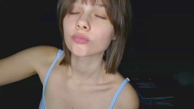 AlanaWademan live from United States