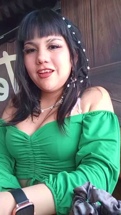 Aleja69hot live from Chile