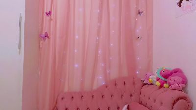 Aurora_Kasty live from United Kingdom