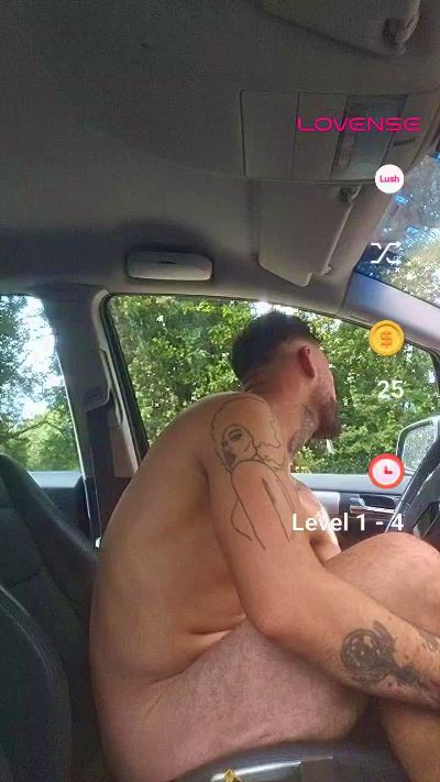 Blakejones3430 live from United Kingdom