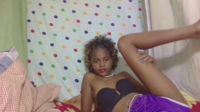 Camillah02 live from Madagascar