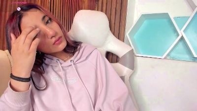 CassidyEvans live from Colombia
