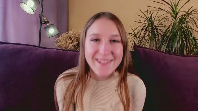 ChloeSlauson live from United States