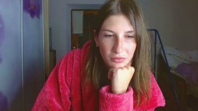 Evelyn_21_m live from Poland