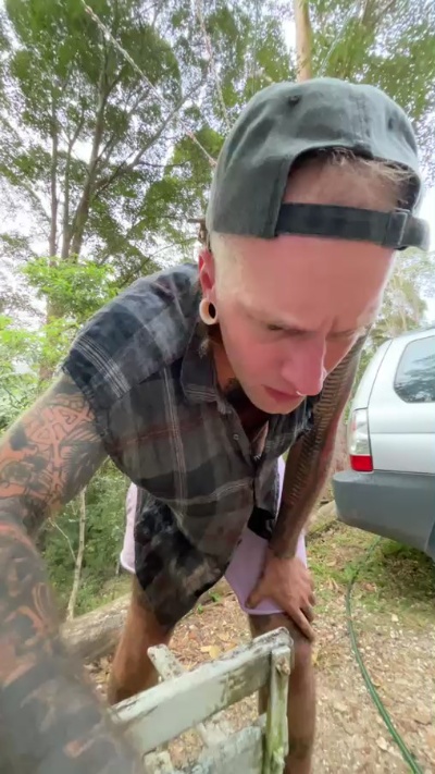 Freaky69dicky live from Italy