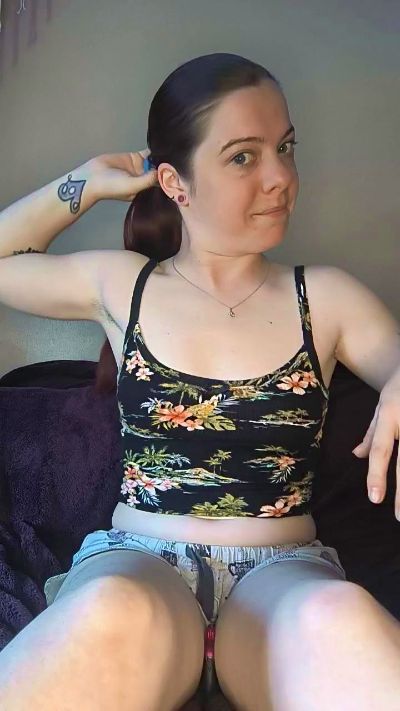 Goddess0996 live from United States