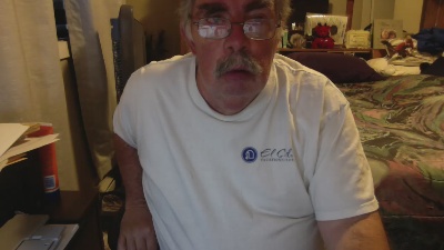 Hairypapi60 live from Canada