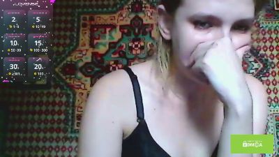JulieFaines live from Netherlands