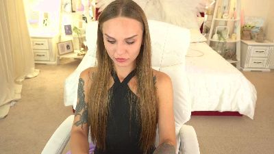 KiraGrayy live from Ukraine