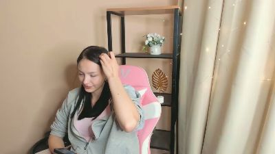 KristieDubbs live from France