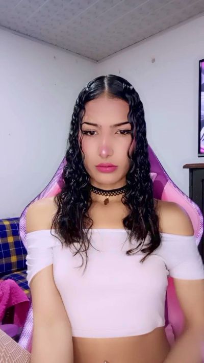 Lanna_horny live from Colombia