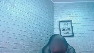 LucyLove1_ live from Colombia