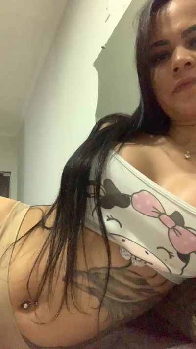 Molly9227 live from Brazil