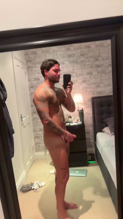 MrSussex live from United Kingdom