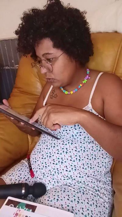 Queen_Alicia live from France