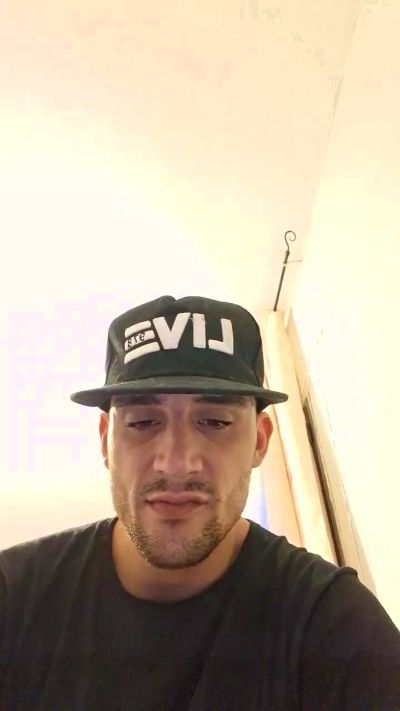 Salvatore954 live from Italy