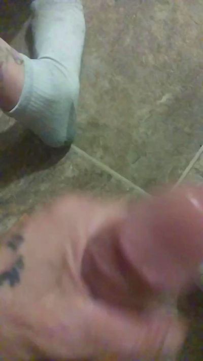 Tatted42 live from United States