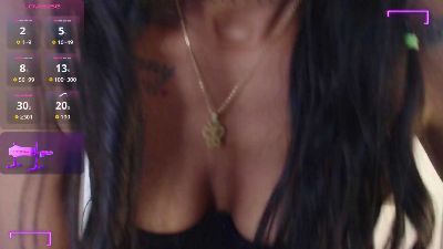 Tiana_glow live from Colombia