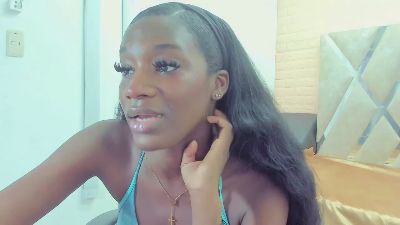 TinaSnow_ live from Colombia