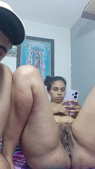 Twolatinshottt live from Colombia