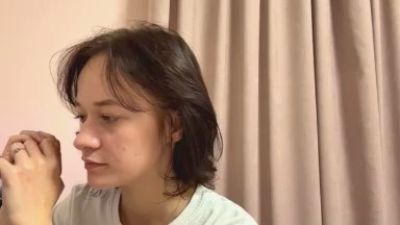 YvonnePanitz live from France