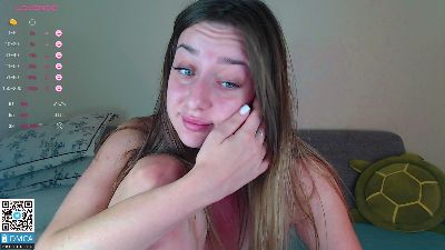 _halllseyyy_ live from Netherlands
