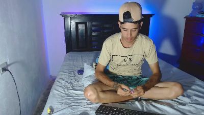abrahamm25 live from Venezuela