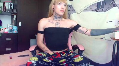 charlotbelucci_ live from Colombia
