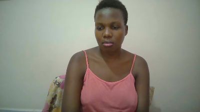 juicy_bella live from Kenya