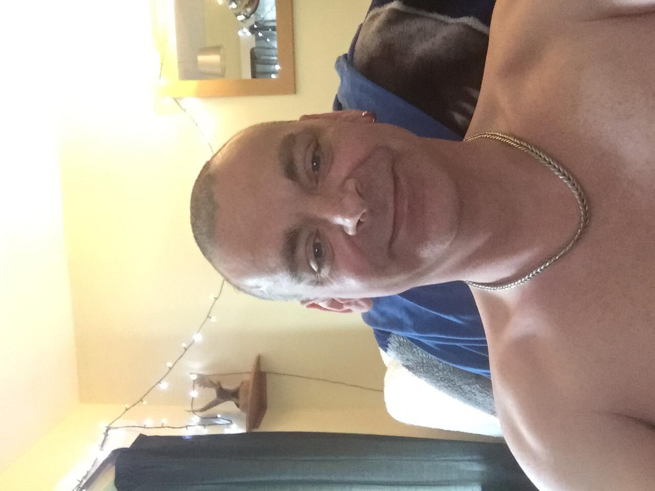 mrbean74 live from United Kingdom