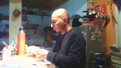 petiso37 live from Argentina