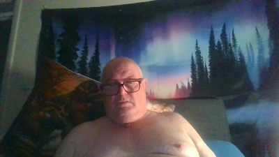robinal live from United Kingdom