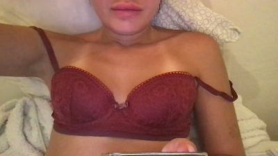 sexylola32_fun live from France