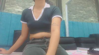 skinny_brenda live from Colombia