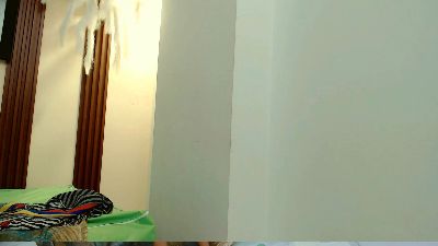 skinnyyuliana18 live from Colombia