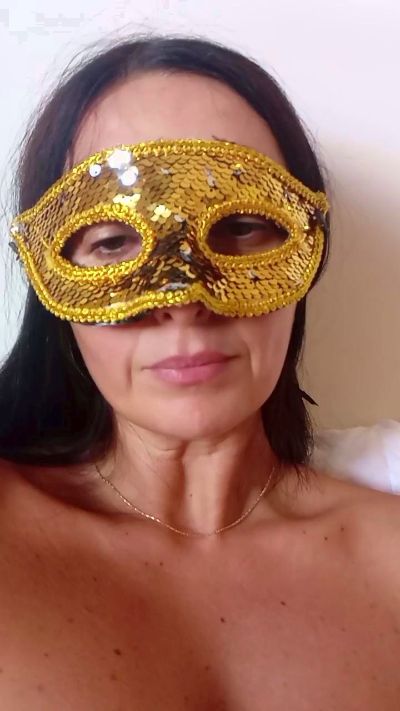 vanessa583 live from Italy