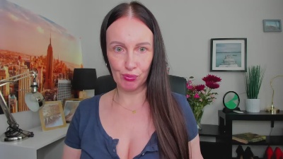 velvet_jasmine live from Germany