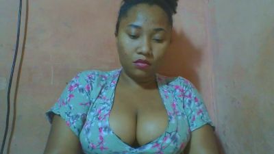 viola84 live from Madagascar