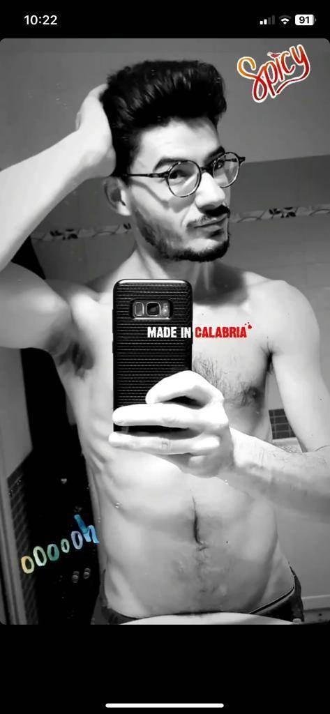 wolf496 live from Italy